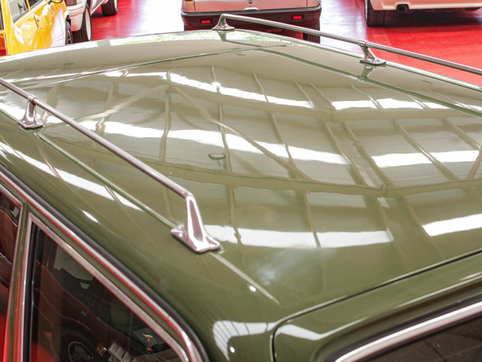 Bild 13/54 von Mercedes-Benz 250 T (1979)