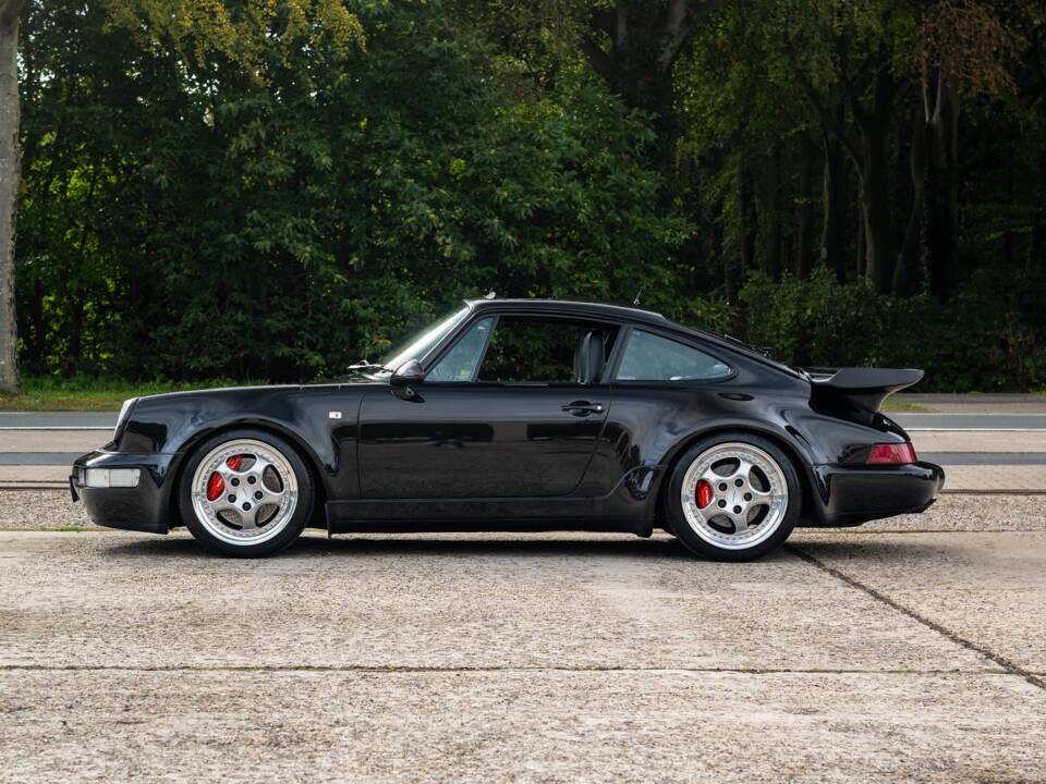 Bild 10/33 von Porsche 911 Turbo 3.6 (1993)