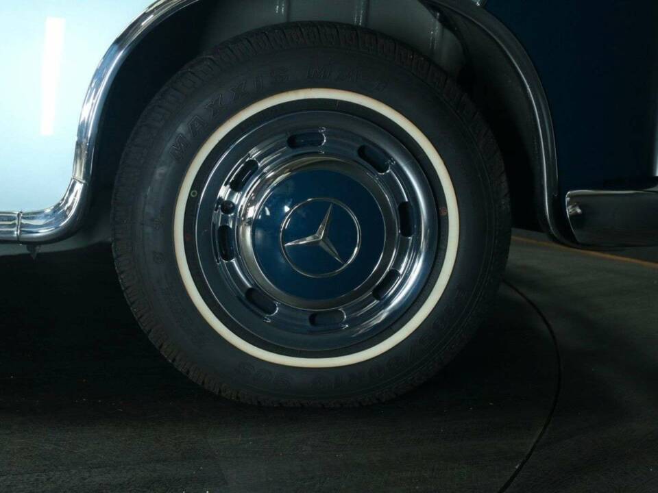 Afbeelding 50/50 van Mercedes-Benz 220 S Cabriolet (1957)