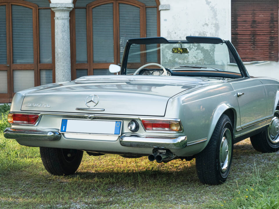Image 5/29 of Mercedes-Benz 230 SL (1965)