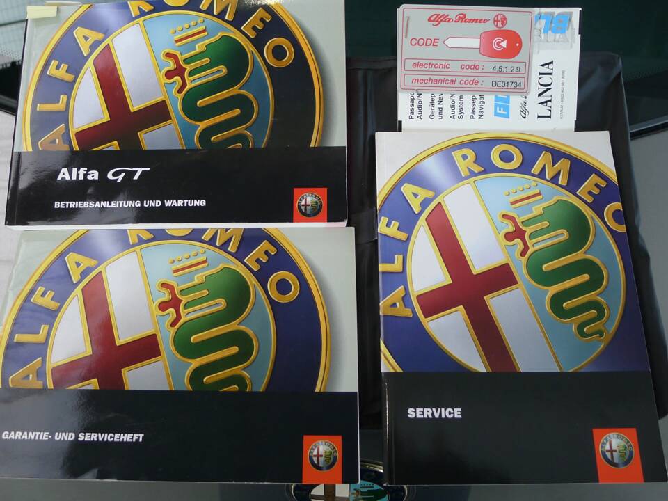 Image 15/39 of Alfa Romeo GT 1.8 Twin-Spark (2007)