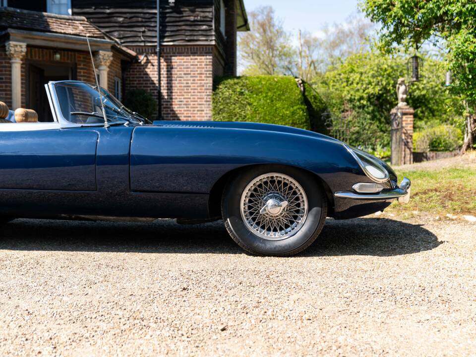 Bild 24/50 von Jaguar XK-E (1967)