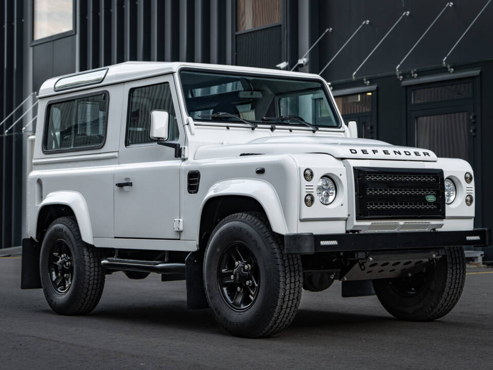 Image 22/66 of Land Rover Defender 90 TD4 (2007)
