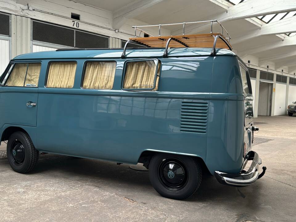 Immagine 2/55 di Volkswagen T1 camper (1964)