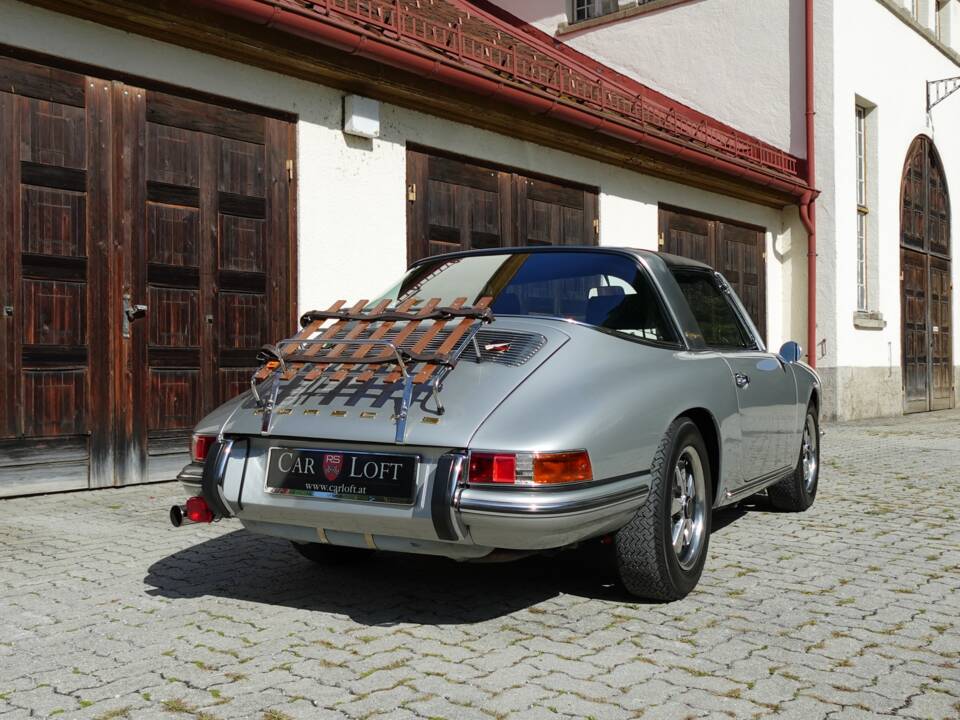Bild 30/42 von Porsche 911 2.0 T (1968)