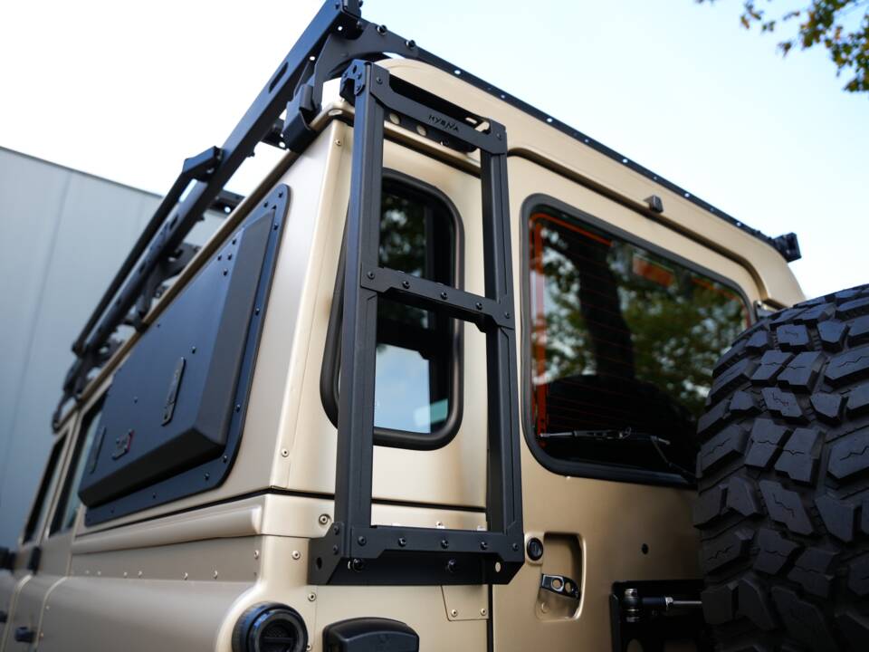 Bild 53/58 von Land Rover Defender 110 (2013)