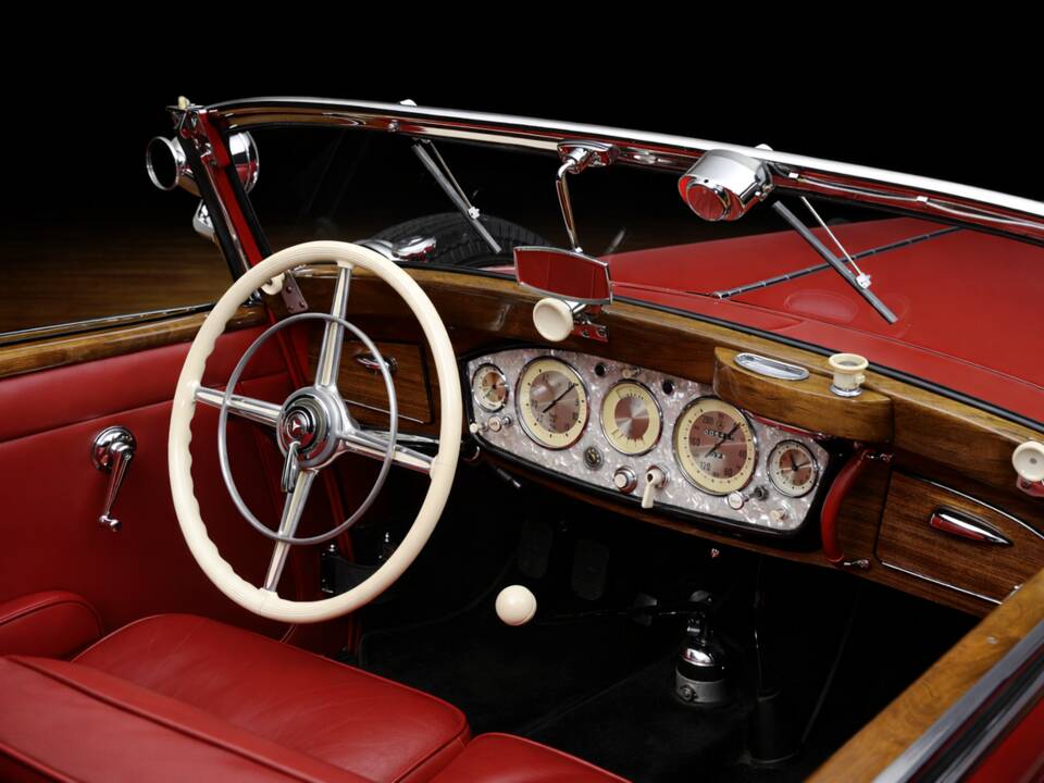 Imagen 15/28 de Mercedes-Benz 500 K Cabriolet A (1934)
