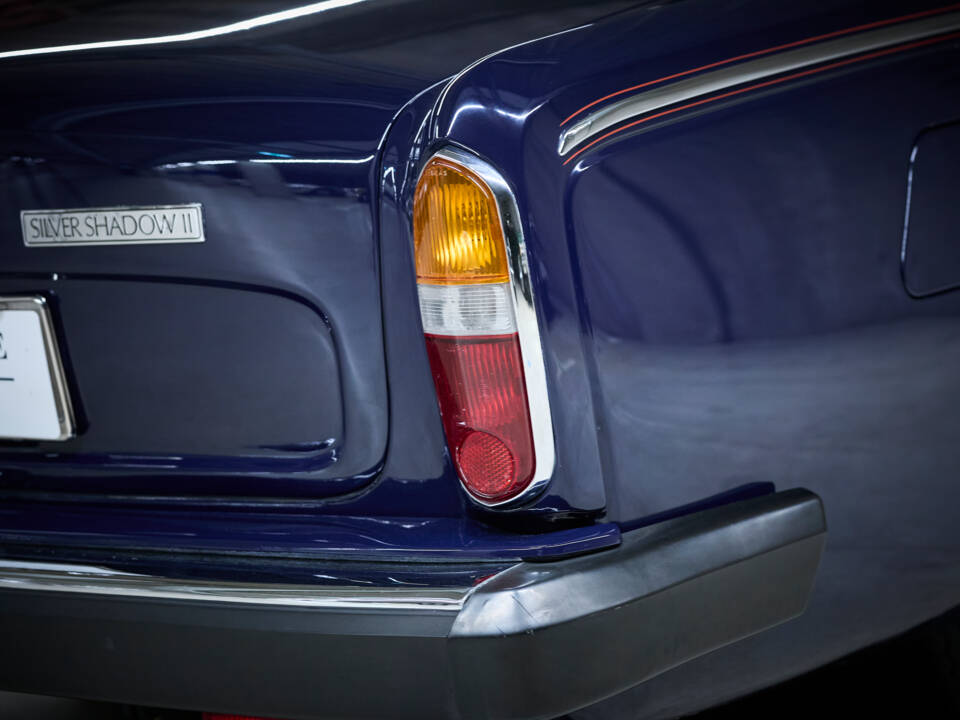 Image 30/100 de Rolls-Royce Silver Shadow II (1979)