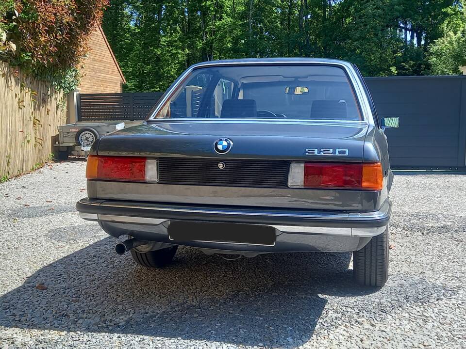Afbeelding 13/21 van BMW 320&#x2F;6 (1981)