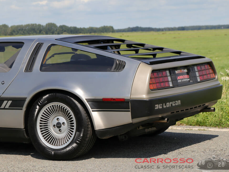 Immagine 11/32 di DeLorean DMC-12 (1981)