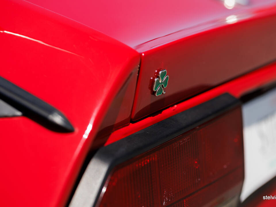 Imagen 22/36 de Alfa Romeo GTV 6 2.5 (1986)
