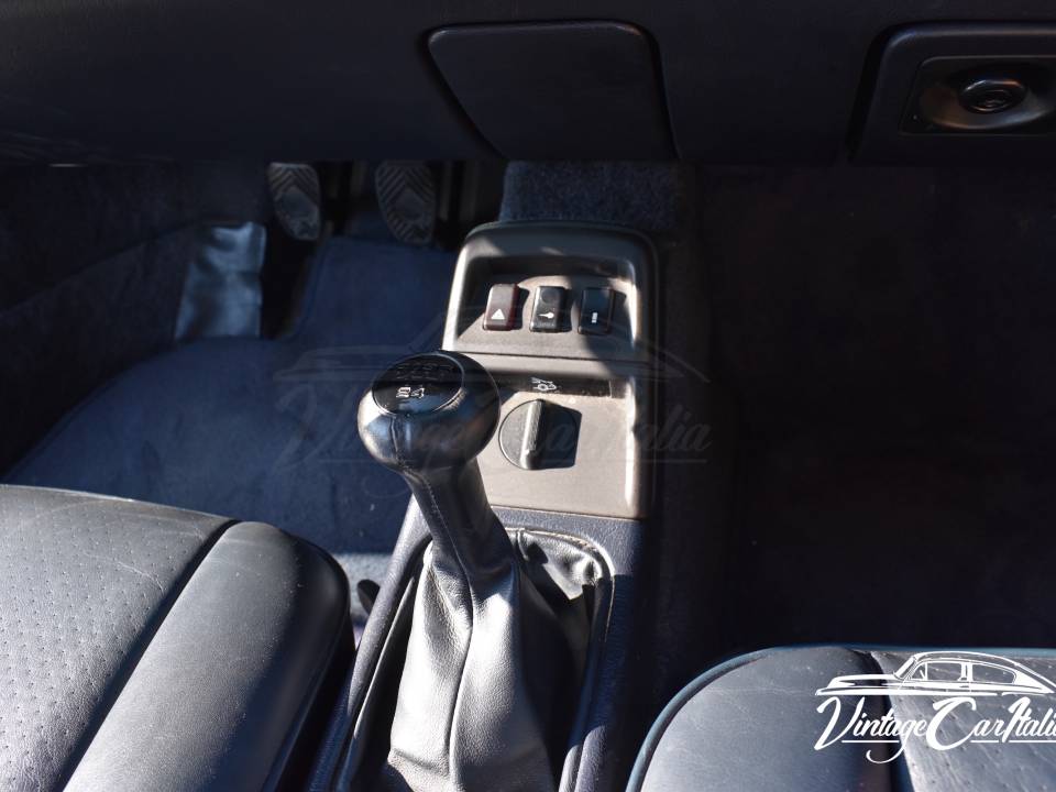 Bild 34/50 von Porsche 911 Carrera 2 (1992)