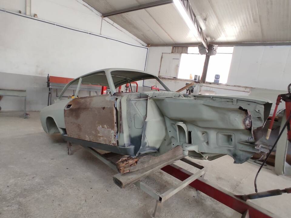 Image 53/99 of Alfa Romeo Giulia 1750 GT Am (1971)