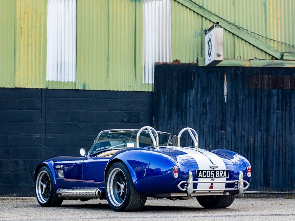 Image 19/50 of Dax Cobra (2005)