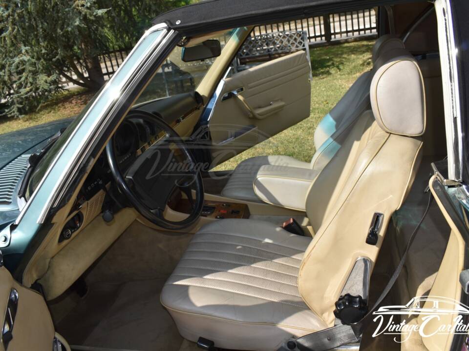 Image 42/75 de Mercedes-Benz 560 SL (1986)