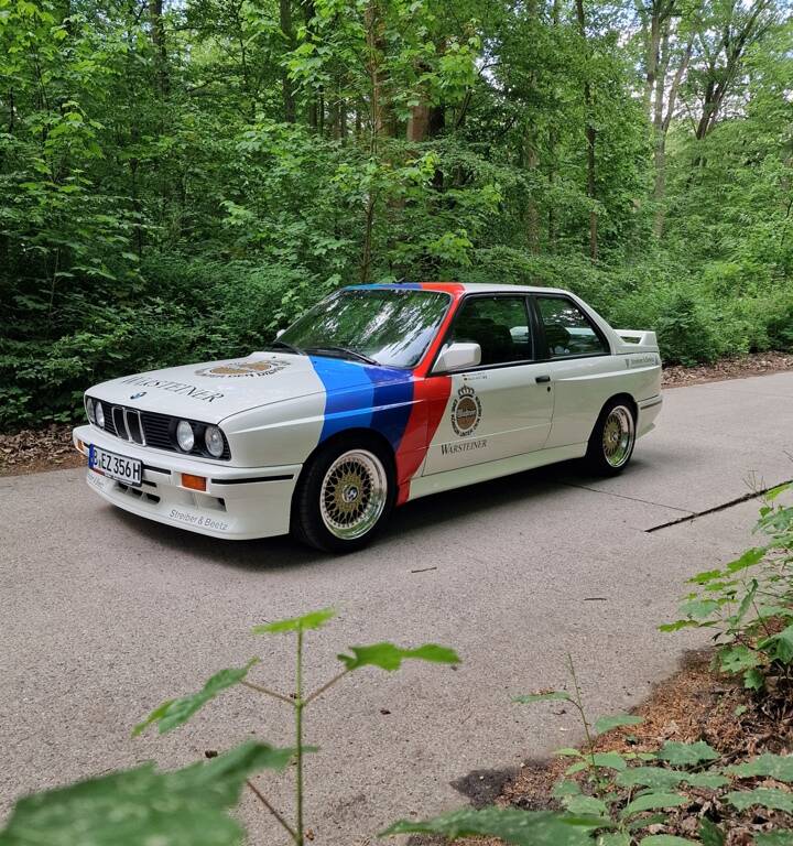 Image 1/70 of BMW M3 (1990)