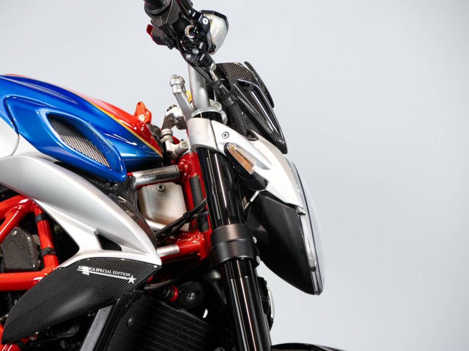 Bild 30/50 von MV Agusta DUMMY (2019)