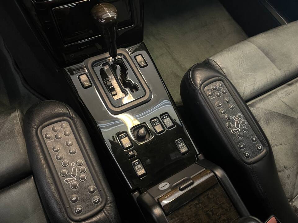 Bild 16/19 von Mercedes-Benz E 60 AMG (1993)