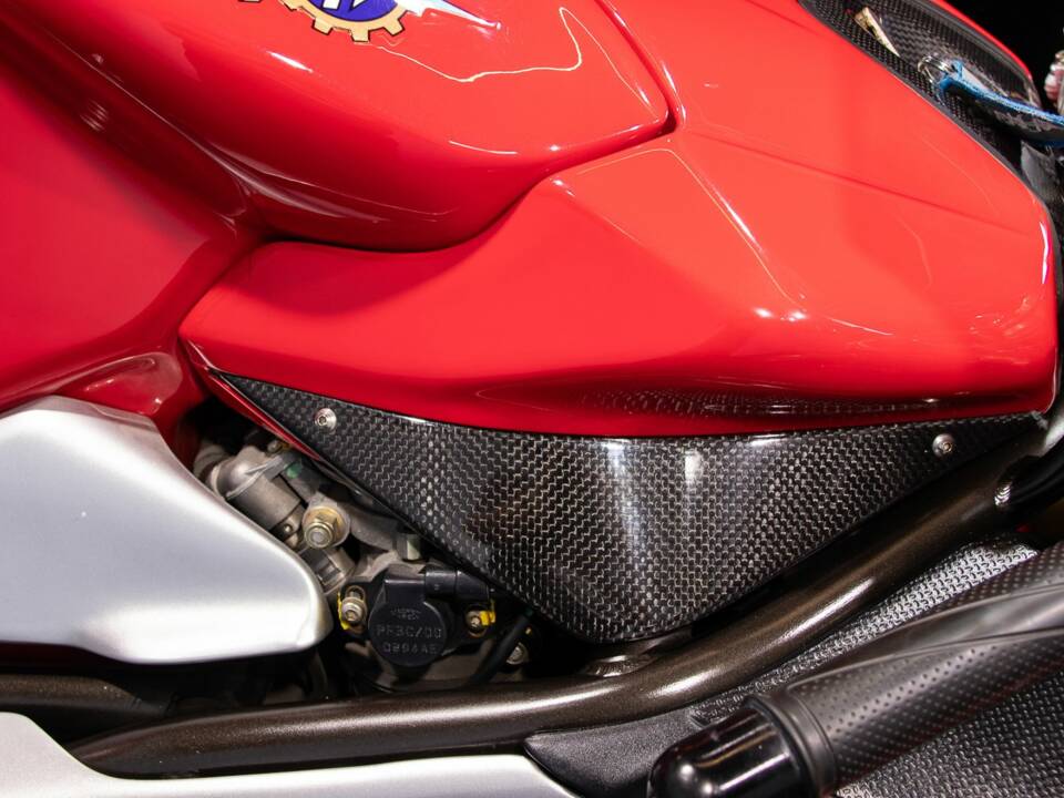 Immagine 20/22 di MV Agusta DUMMY (2005)