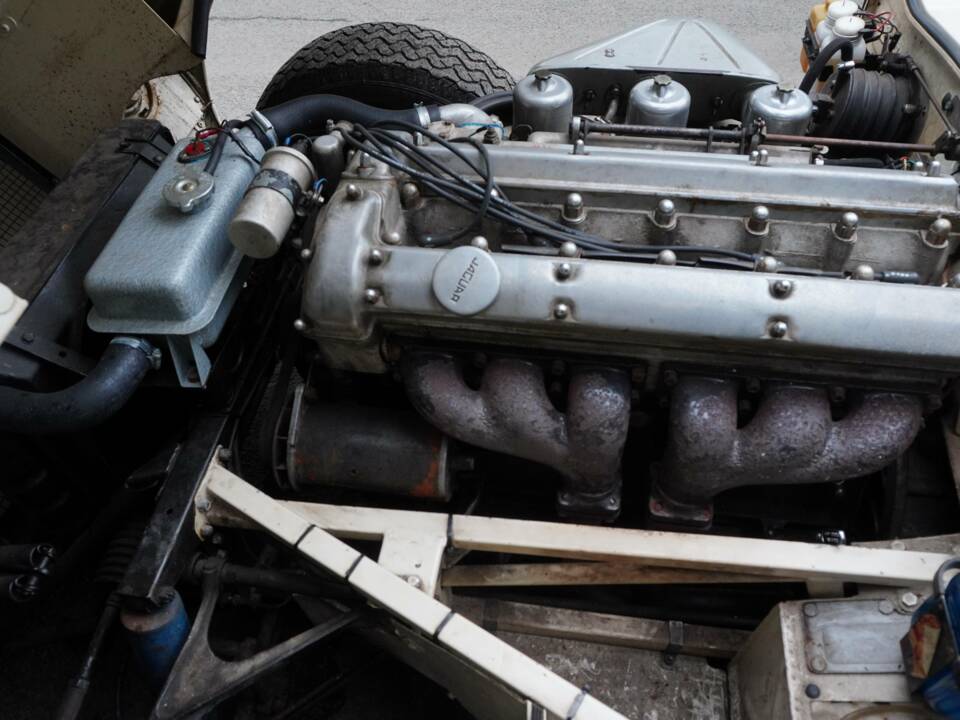 Afbeelding 15/18 van Jaguar E-Type 3.8 (1964)