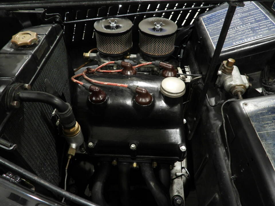 Image 42/51 of Lancia Aprilia (1937)