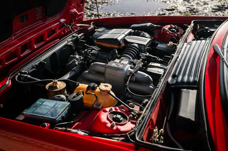 Image 36/50 of BMW 635 CSi (1989)