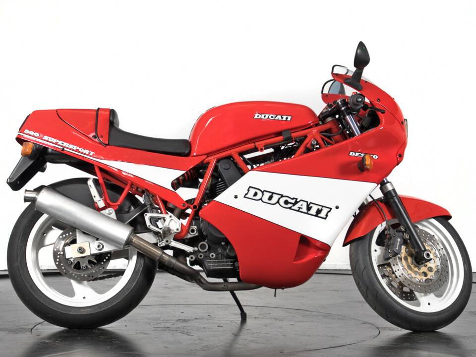 Afbeelding 2/18 van Ducati 900 Supersport (1990)
