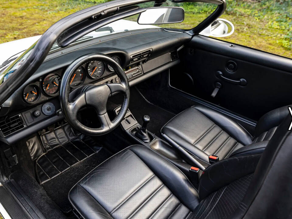 Imagen 4/5 de Porsche 911 Speedster (1993)