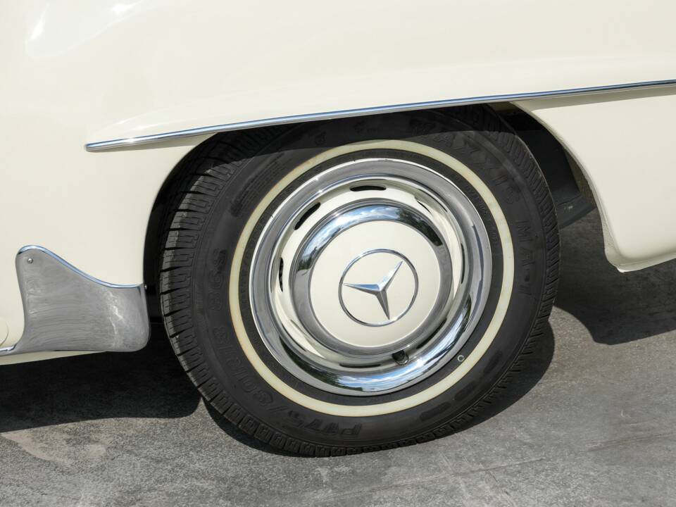 Afbeelding 34/35 van Mercedes-Benz 190 SL (1959)