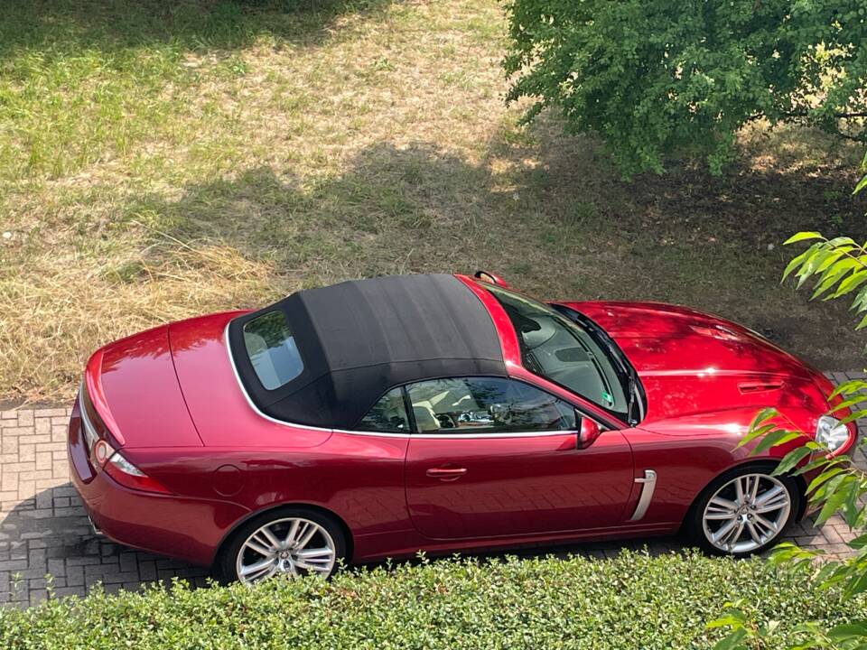 Image 4/14 of Jaguar XKR (2008)