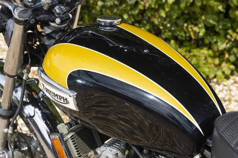 Image 25/39 of Triumph T 150 V Trident (1973)