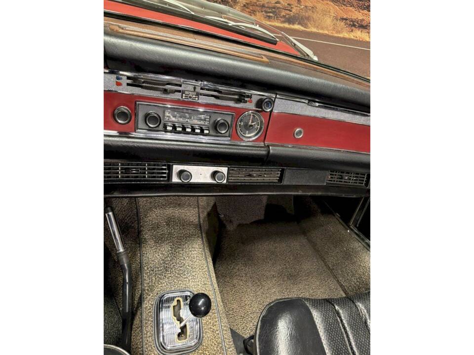 Image 21/35 de Mercedes-Benz 280 SL (1969)