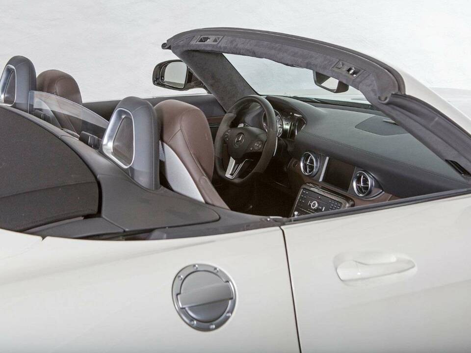 Bild 13/22 von Mercedes-Benz SLS AMG Roadster (2012)