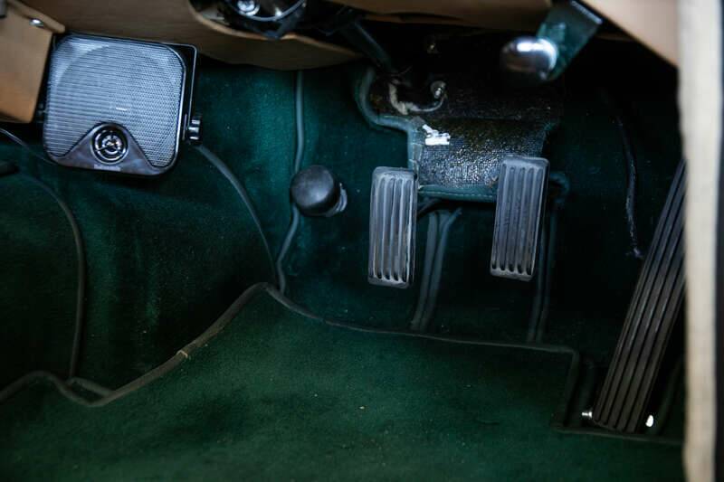 Image 13/50 of Jaguar XK 150 3.8 SE DHC (1959)