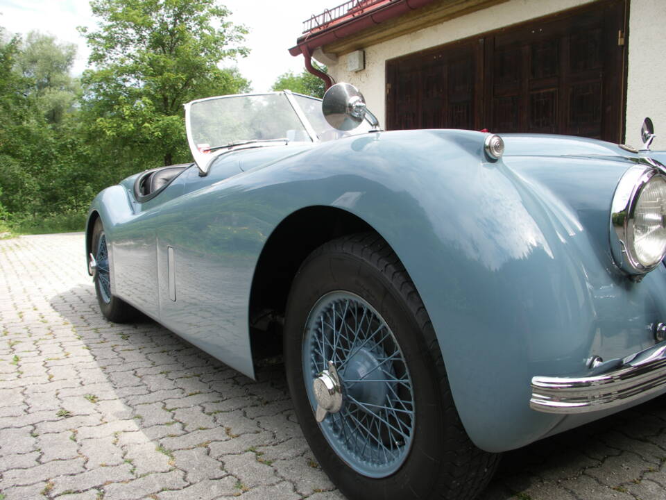 Immagine 52/54 di Jaguar XK 120 SE OTS (1953)