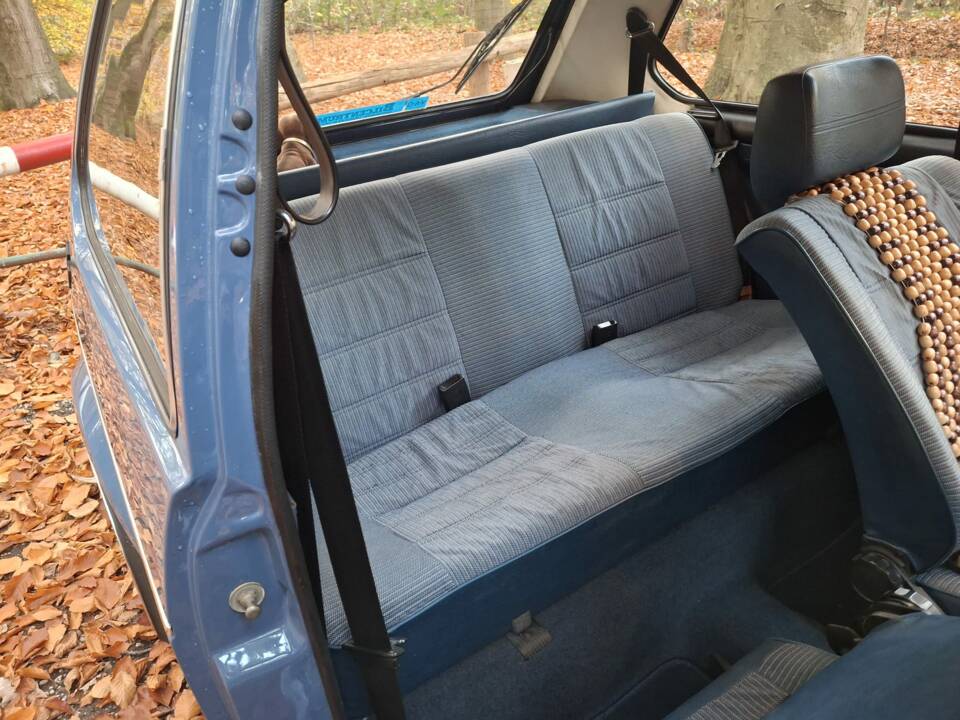 Image 27/36 de Volkswagen Golf I 1.6 GLS (1981)