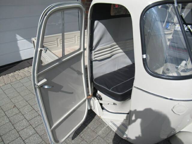 Image 27/44 of Piaggio Vespa APE B (1956)