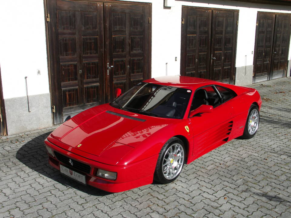 Imagen 1/47 de Ferrari 348 TB (1992)