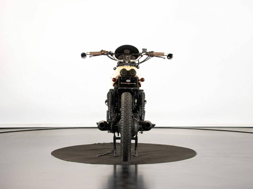 Image 3/50 of Moto Guzzi V 35 Imola II (1983)