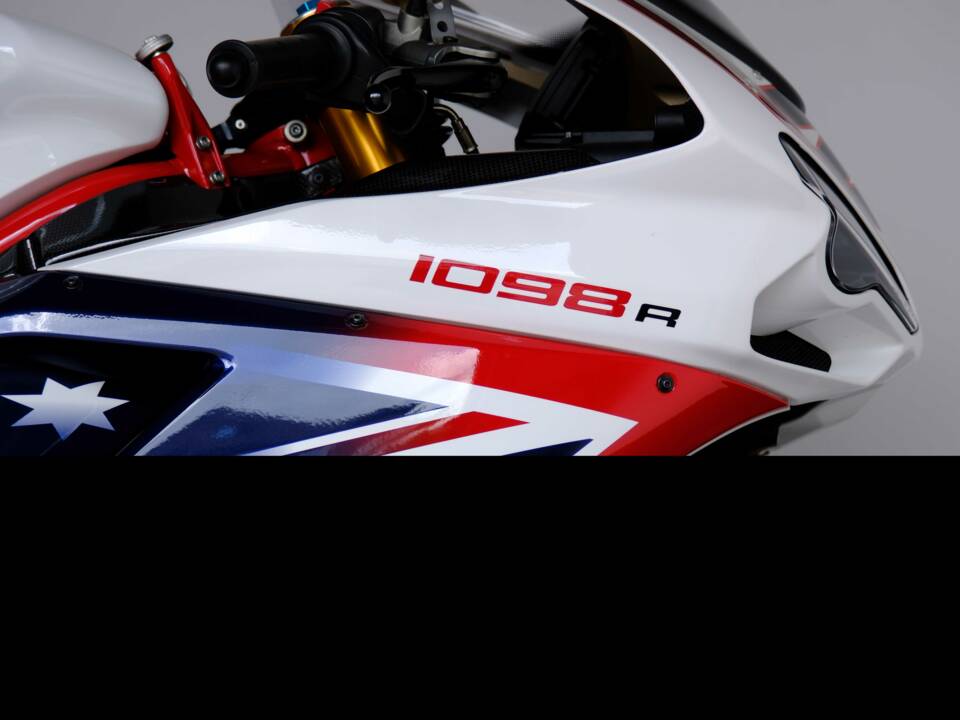 Image 9/98 of Ducati 1098 R (2010)