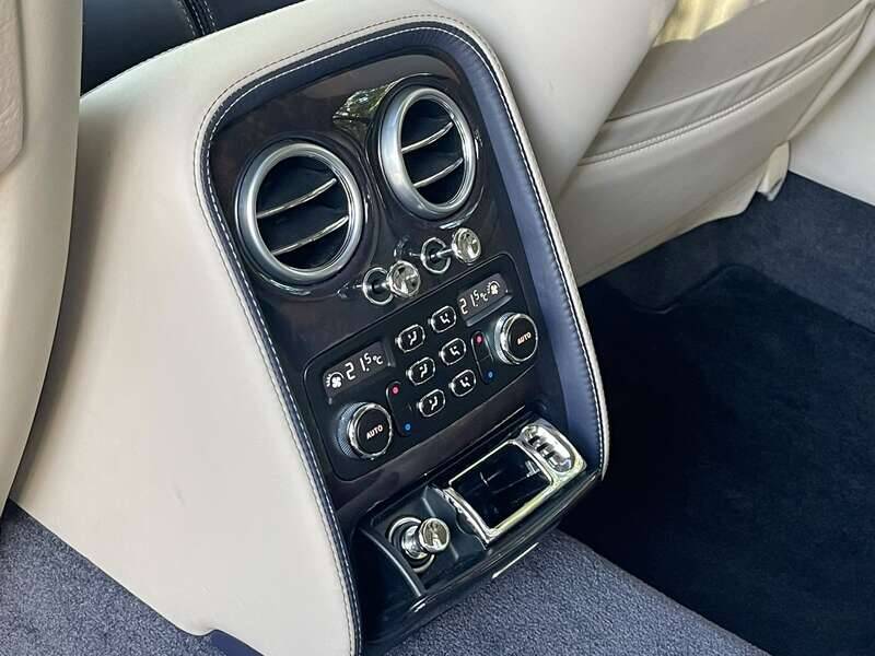 Image 8/50 de Bentley Continental Flying Spur (2010)