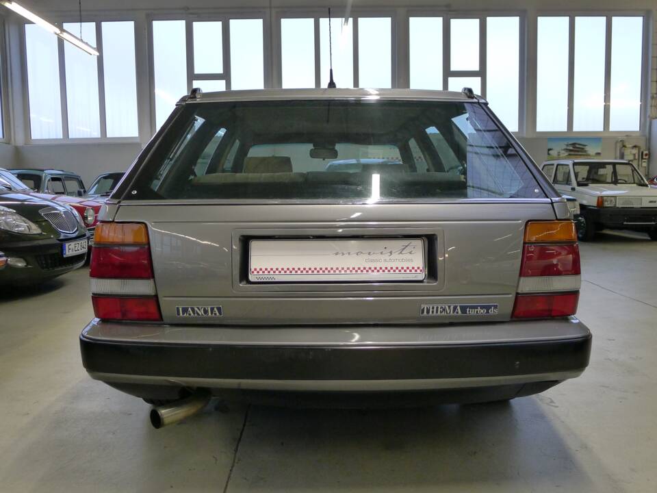Bild 31/41 von Lancia Thema Station Wagon Turbo DS (1985)