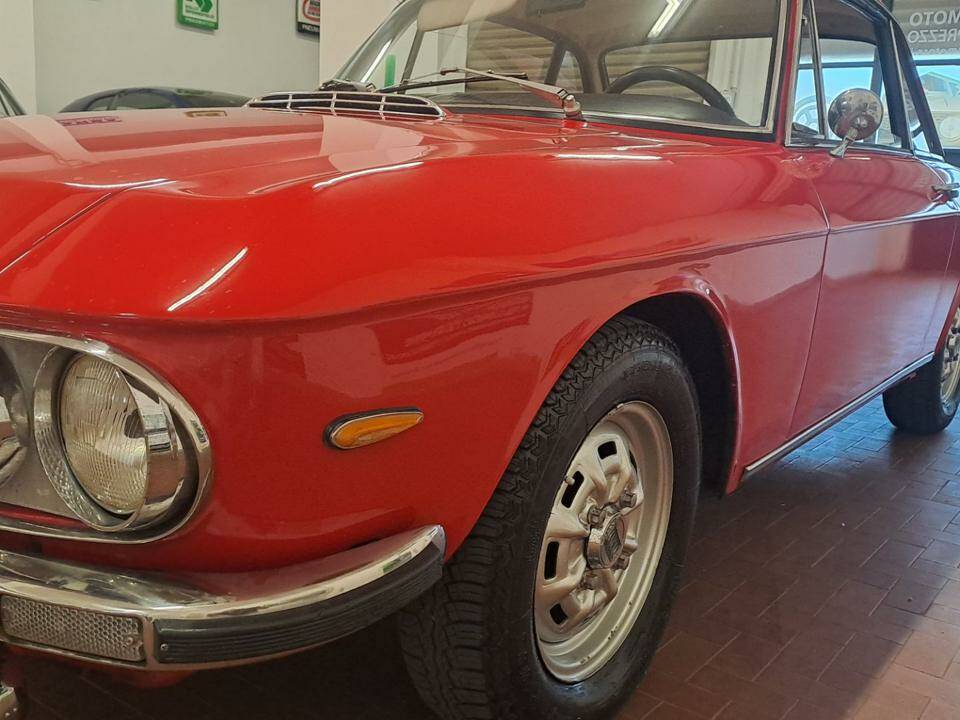 Image 7/33 of Lancia Fulvia Coupe (1973)