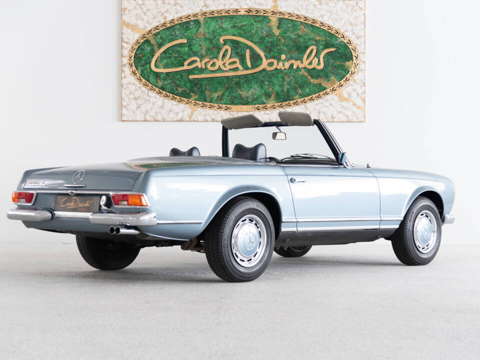 Image 12/48 of Mercedes-Benz 280 SL (1968)