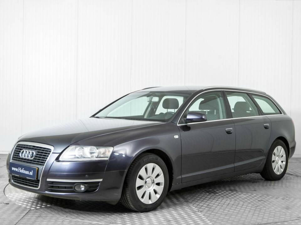 Immagine 1/45 di Audi A6 Avant 2.4 (2006)