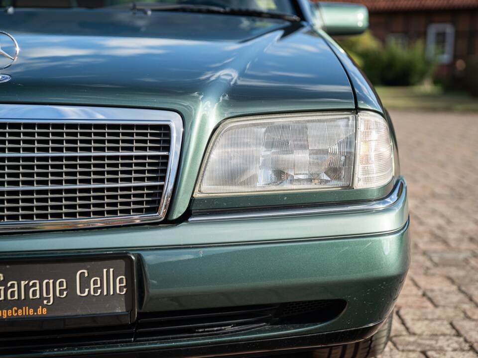 Bild 5/74 von Mercedes-Benz C 280 (1993)