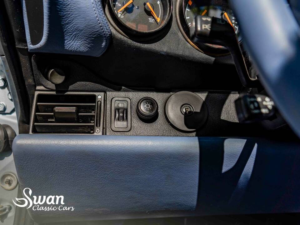 Immagine 16/24 di Porsche 911 Carrera (1996)
