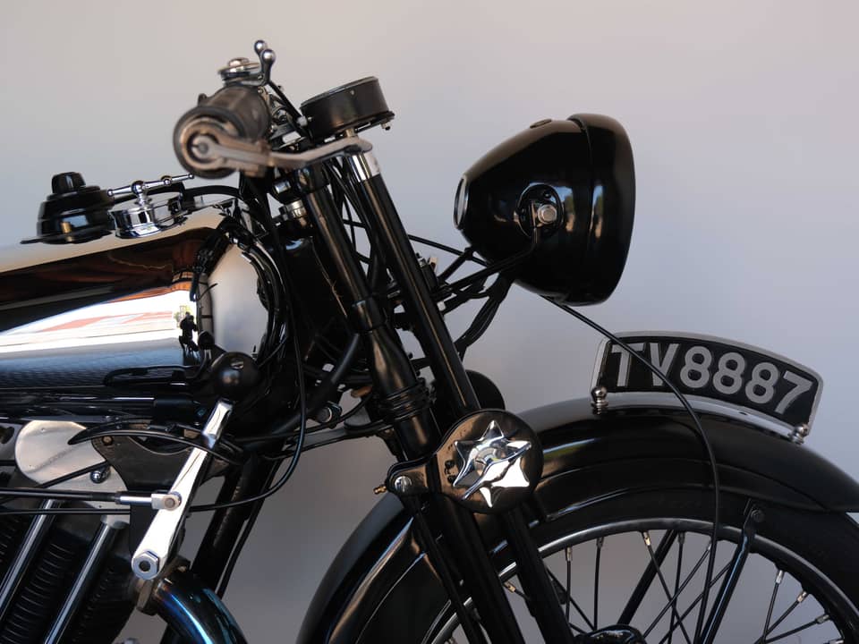 Image 4/99 of Brough-Superior SS 100 (1933)