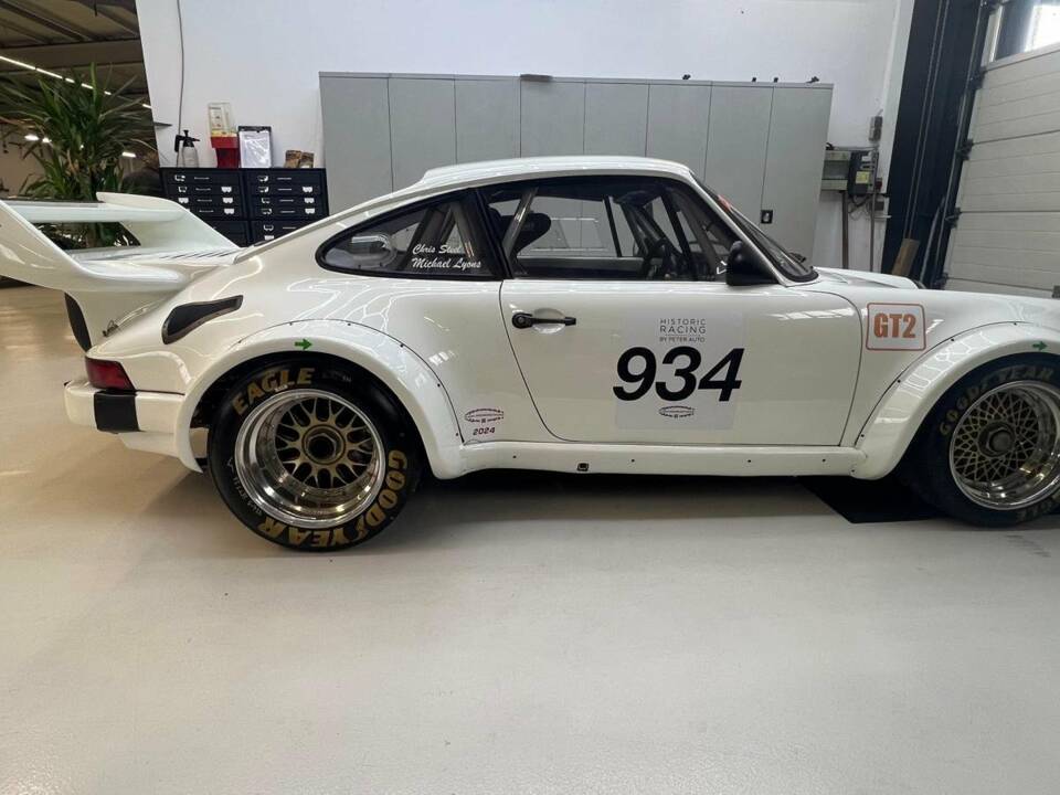 Afbeelding 7/20 van Porsche 934 (1976)