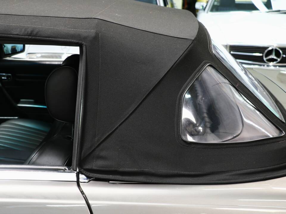 Image 19/37 of Mercedes-Benz 420 SL (1988)